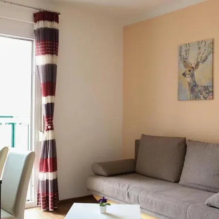 Karawankenblick - Free Parking Apartment Portschach am Woerthersee