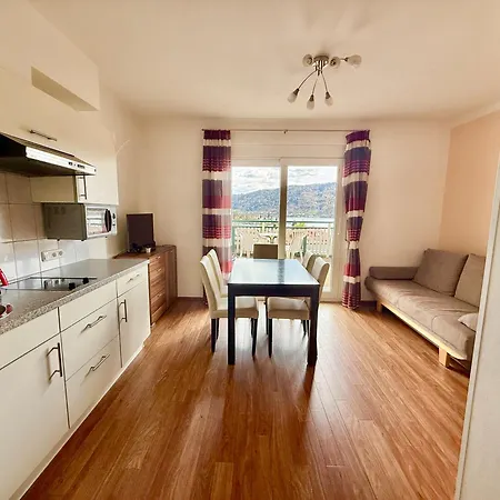 Apartment Karawankenblick Pörtschach am Wörthersee