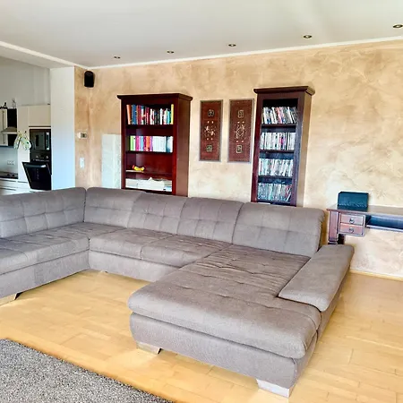 Karawankenblick - Free Parking Apartment Portschach am Woerthersee