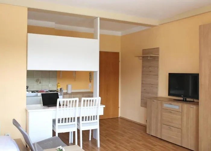 Karawankenblick 公寓 3*