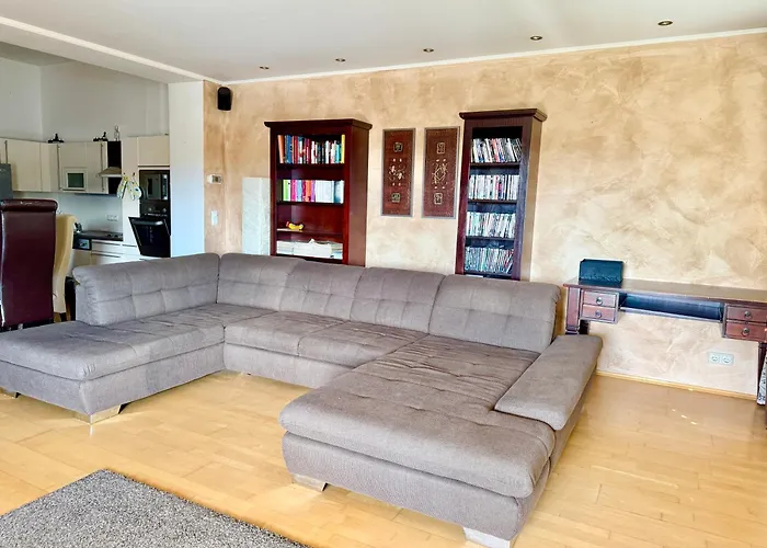 Karawankenblick 公寓 Pörtschach am Wörthersee